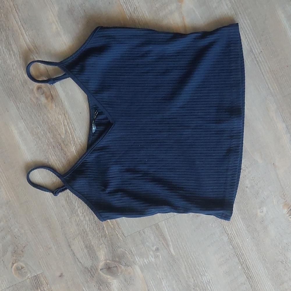 Shein‎ crop top